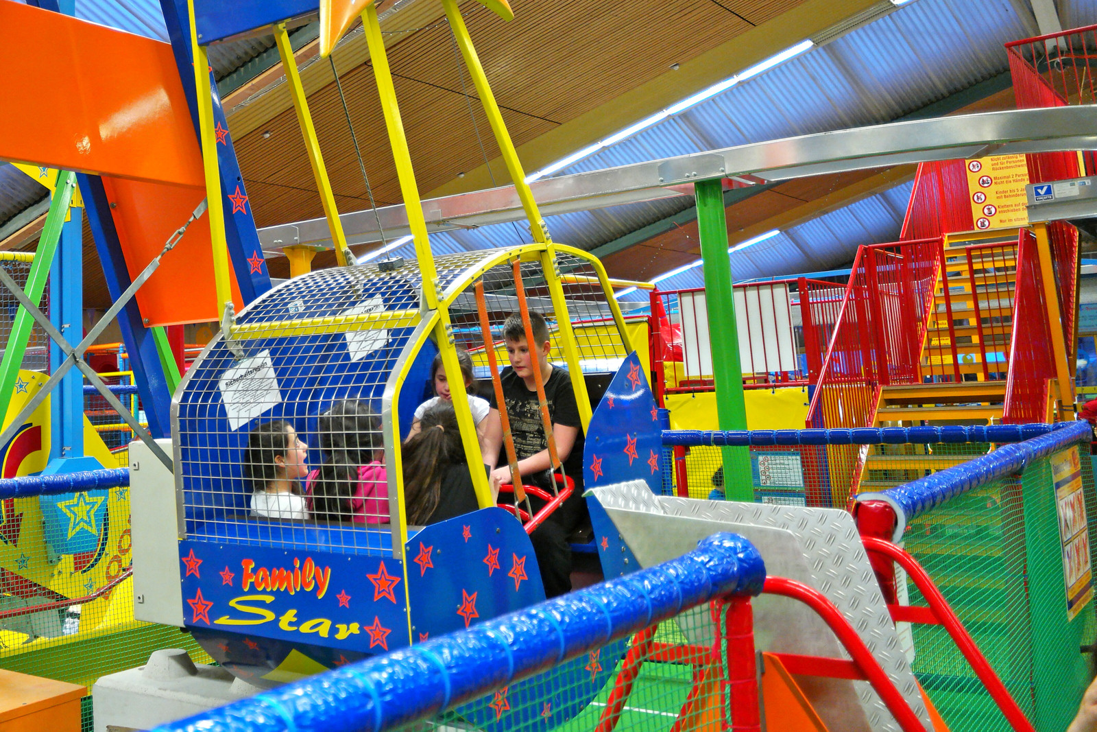Family Star Fahrgeschäft